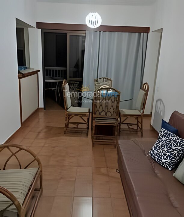 Apartamento para aluguel de temporada em Guarujá (Pitangueiras)