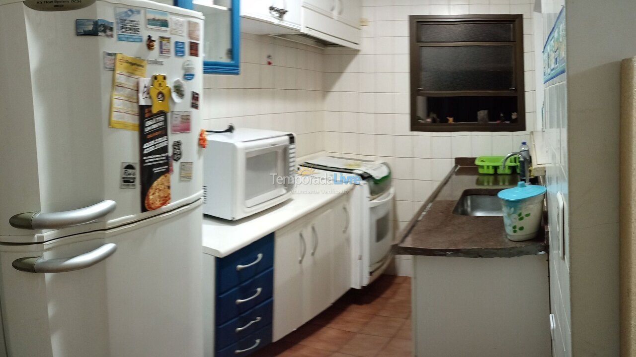 Apartamento para aluguel de temporada em Guarujá (Pitangueiras)