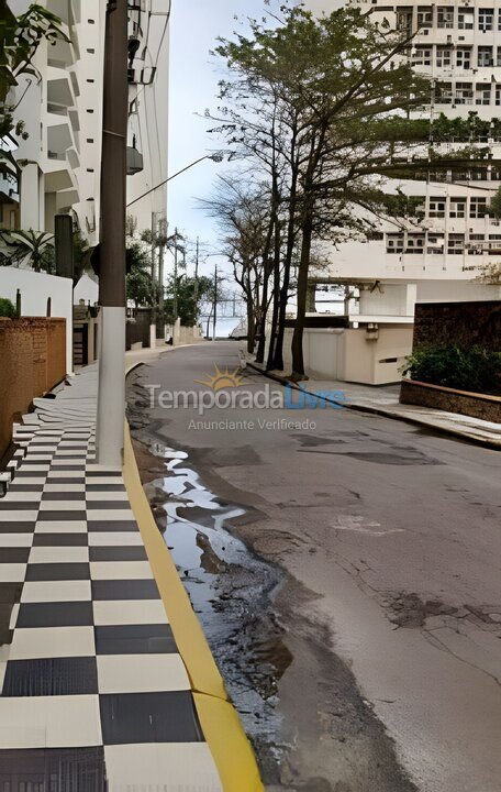 Apartamento para aluguel de temporada em Guarujá (Pitangueiras)