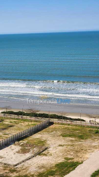 Apartamento para aluguel de temporada em Itapema (Meia Praia)