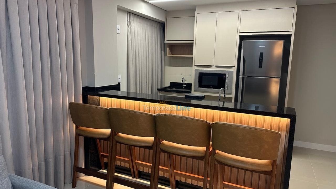 Apartment for vacation rental in Governador Celso Ramos (Praia de Palmas)