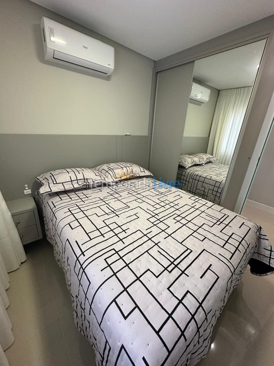 Apartment for vacation rental in Governador Celso Ramos (Praia de Palmas)