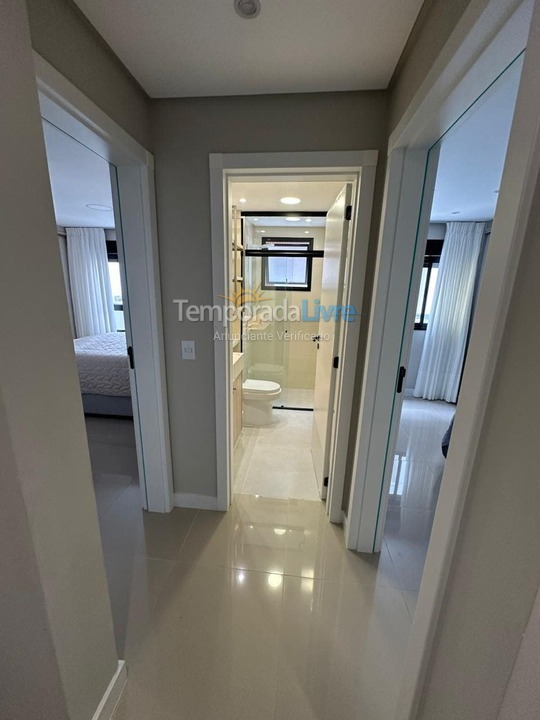 Apartment for vacation rental in Governador Celso Ramos (Praia de Palmas)