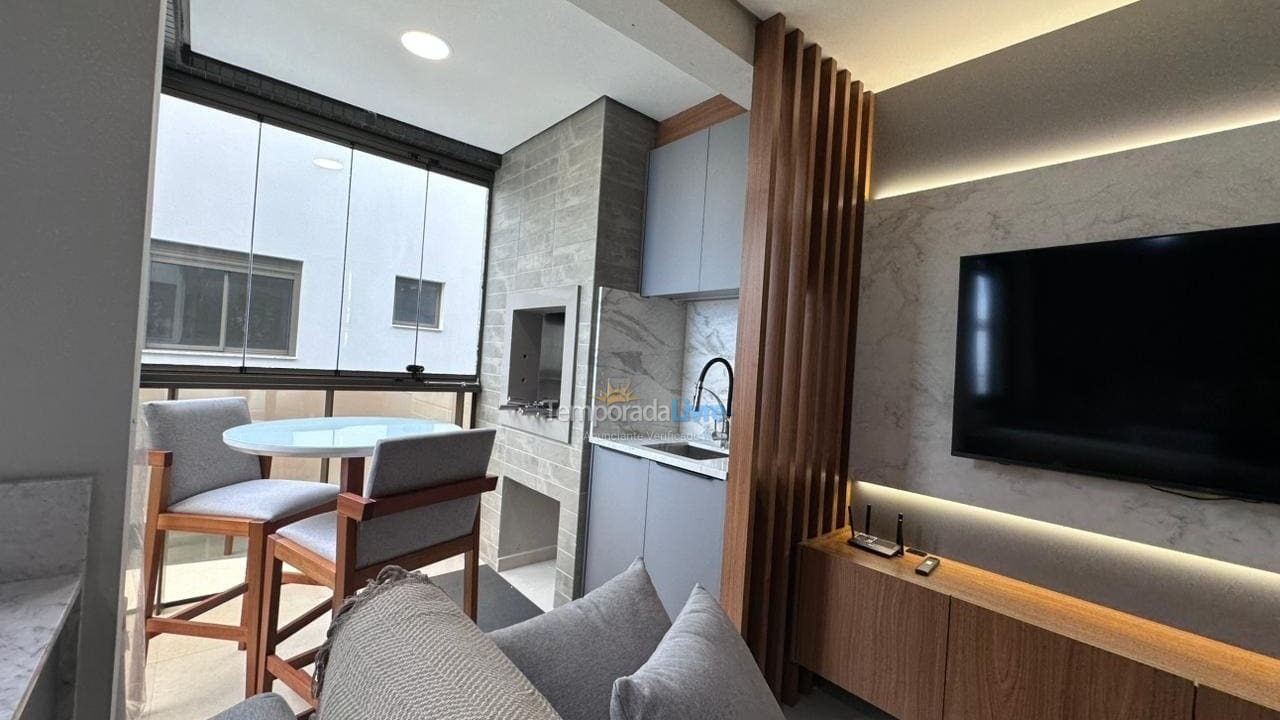 Apartment for vacation rental in Governador Celso Ramos (Praia de Palmas)