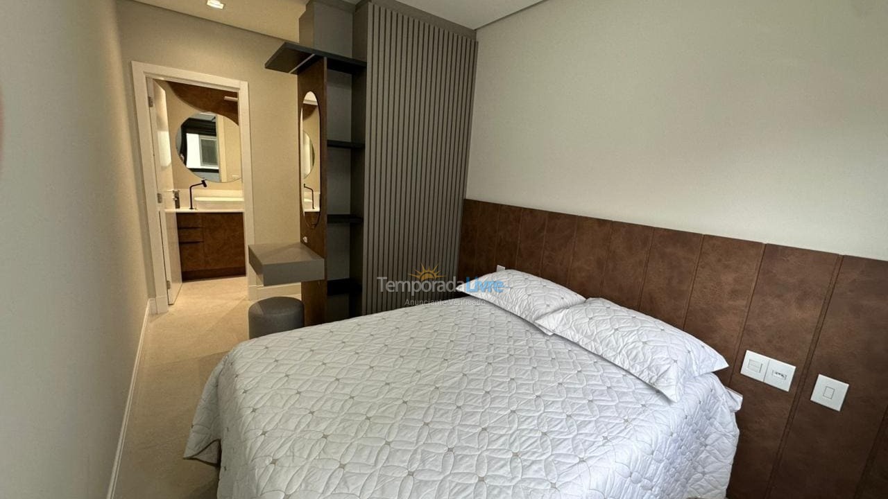 Apartment for vacation rental in Governador Celso Ramos (Praia de Palmas)