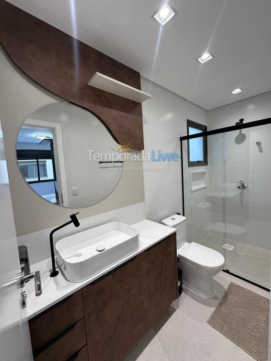 Apartment for vacation rental in Governador Celso Ramos (Praia de Palmas)