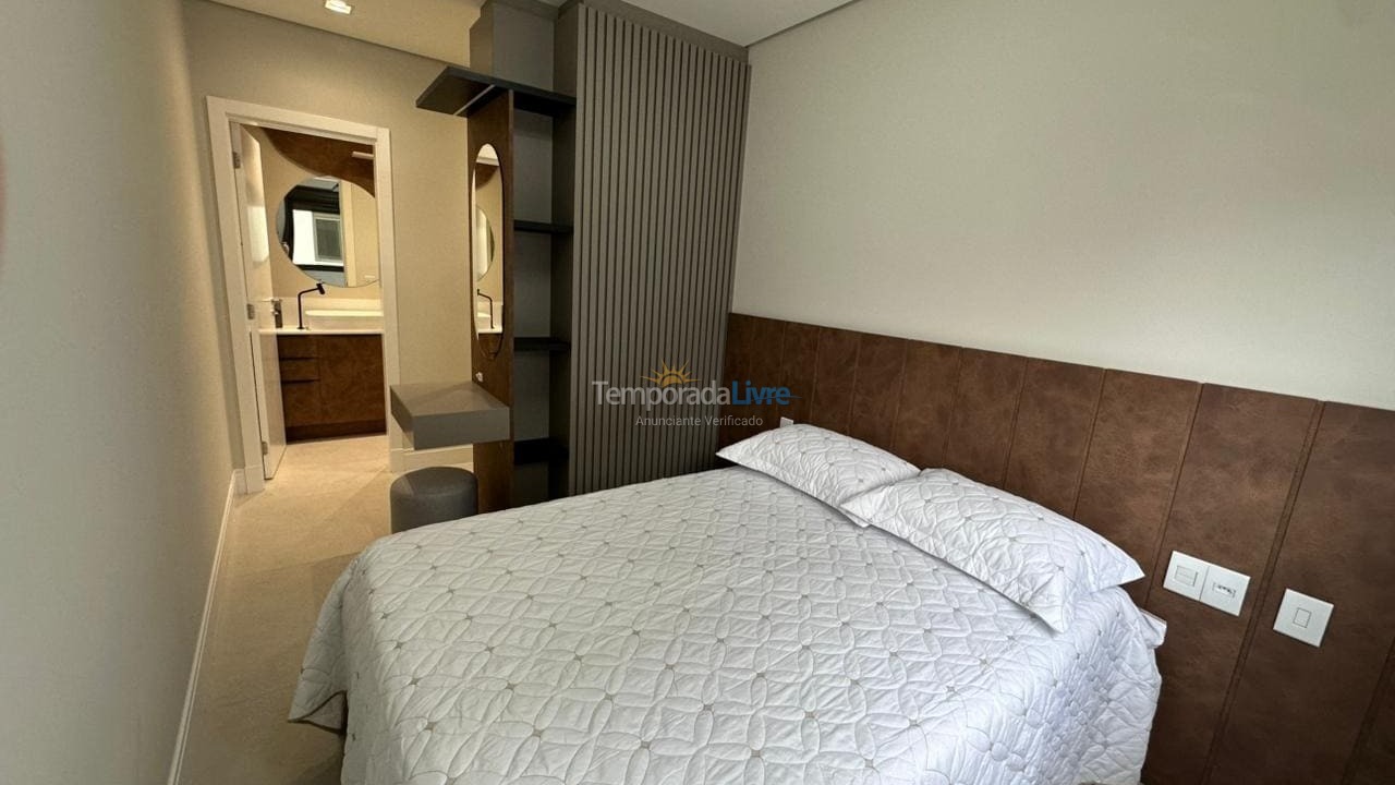 Apartment for vacation rental in Governador Celso Ramos (Praia de Palmas)