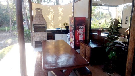 Country house in a gated community with private boat ramp to the reservoir.