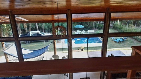 Country house in a gated community with private boat ramp to the reservoir.