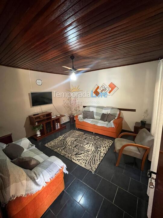 Casa para aluguel de temporada em Olímpia (Jardim São Francisco)