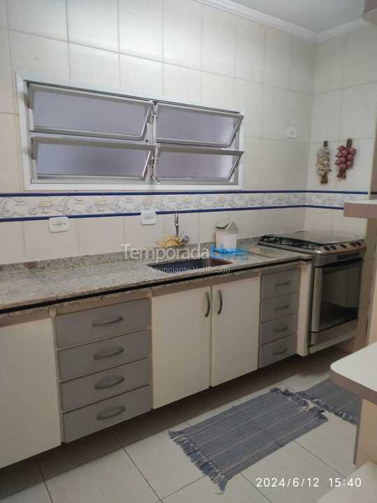 Apartamento para aluguel de temporada em Guarujá (Jardim Virgínia)