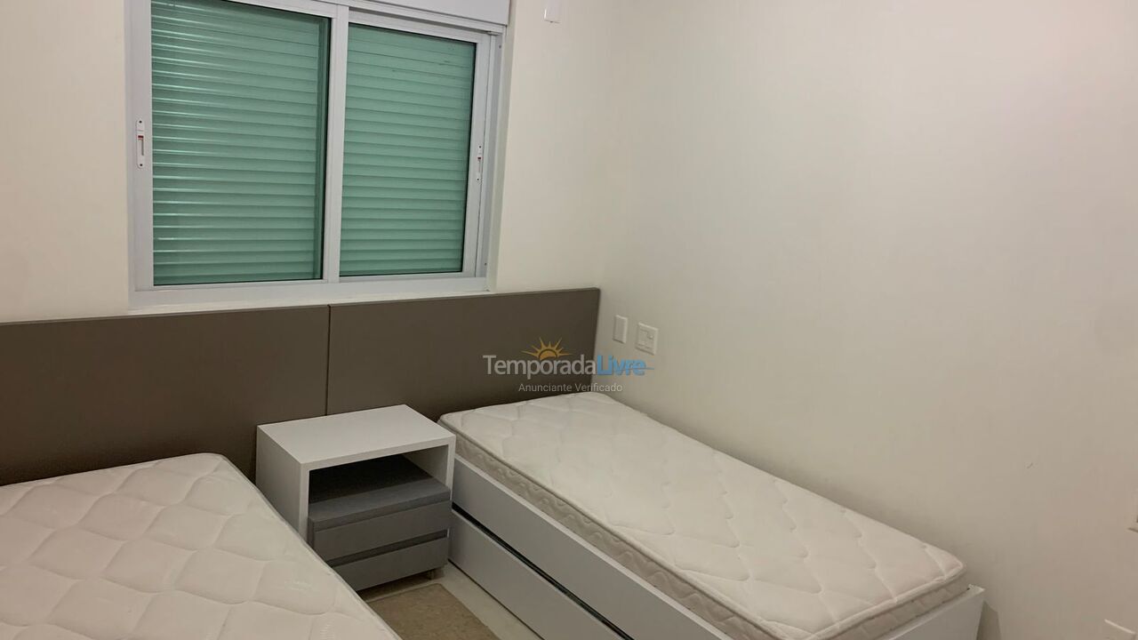 Apartamento para aluguel de temporada em Balneário Camboriú (Centro)
