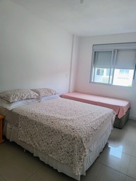 Beautiful two-bedroom apartment on Praia dos Ingleses Norte beach.