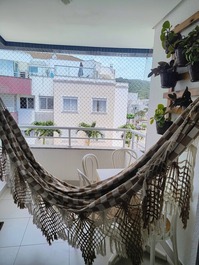 Beautiful two-bedroom apartment on Praia dos Ingleses Norte beach.