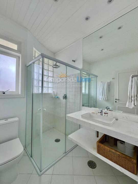 House for vacation rental in São Sebastião (Praia da Baleia)