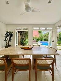 Baleia Beach - house on the beachfront.