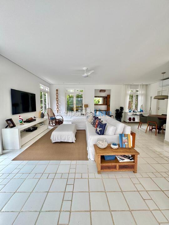 House for vacation rental in São Sebastião (Praia da Baleia)