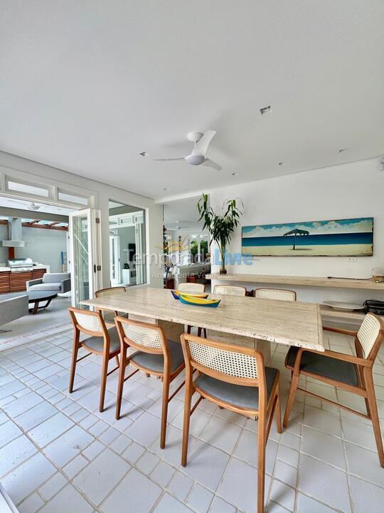 House for vacation rental in São Sebastião (Praia da Baleia)