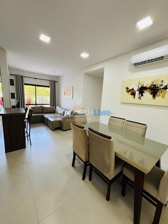 Apartamento para aluguel de temporada em Bombinhas (Canto Grande)