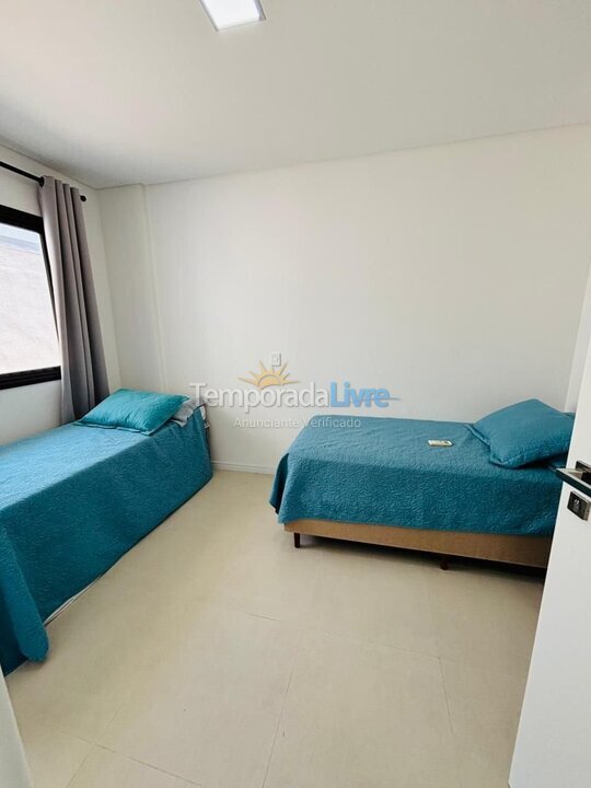 Apartamento para aluguel de temporada em Bombinhas (Canto Grande)