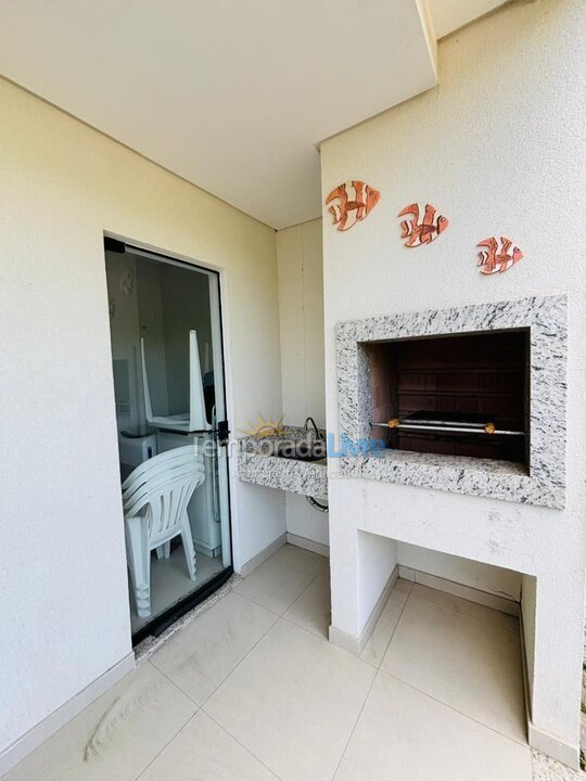 Apartamento para aluguel de temporada em Bombinhas (Canto Grande)