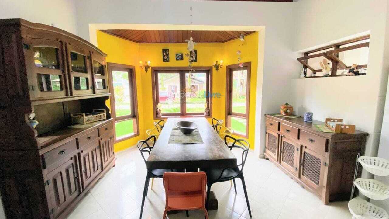 House for vacation rental in Ubatuba (Praia do Lázaro)