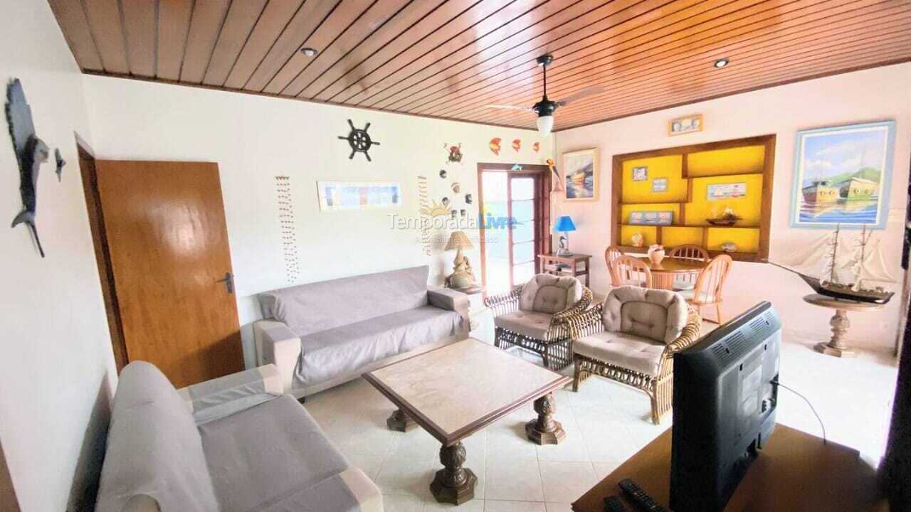 House for vacation rental in Ubatuba (Praia do Lázaro)