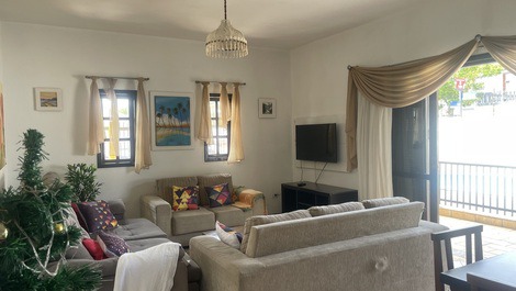 Great house to spend the summer!!