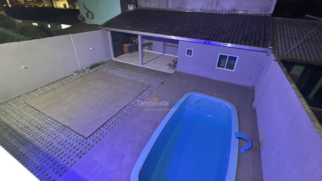 Casa para aluguel de temporada em Matinhos (Balneário Guacyara Costa Azul)