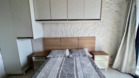 Beachfront property in Florianópolis, Ponta das Canas, with pool, sleeps 6.