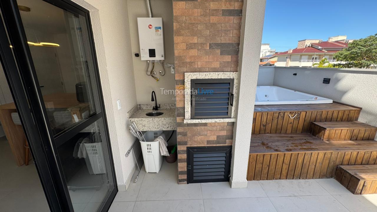 Apartment for vacation rental in Governador Celso Ramos (Praia de Palmas)