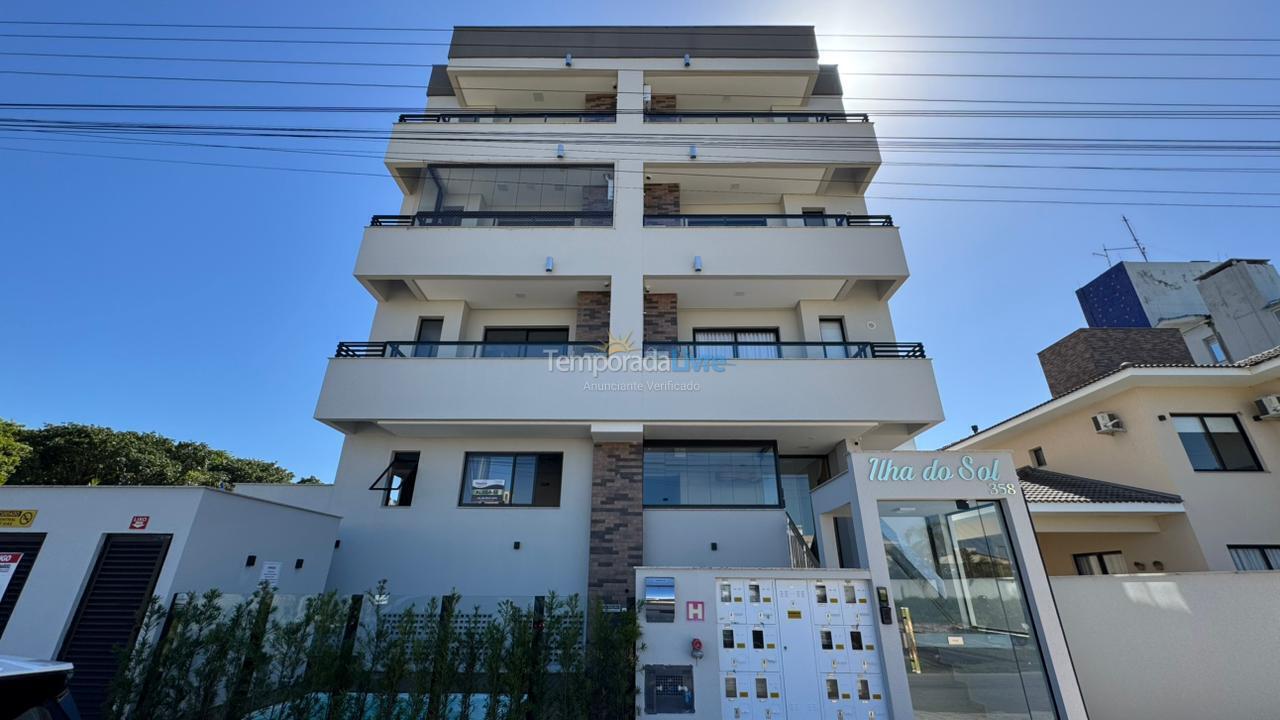 Apartment for vacation rental in Governador Celso Ramos (Praia de Palmas)