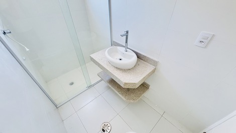 Pitangueiras - Região Nobre, Ar Condicionado e Lazer