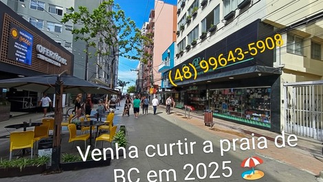 Apartment 80 meters from the sea at Praia Central