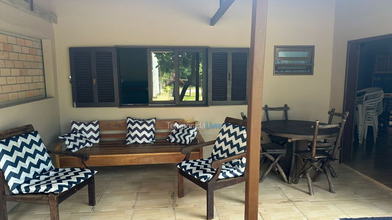 Casa para aluguel de temporada em Garopaba (Praia da Ferrugem)