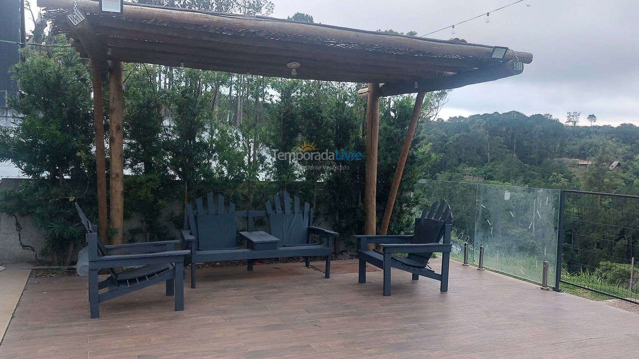 Chácara / sítio para aluguel de temporada em Bragança Paulista (Bosque das Pedras)