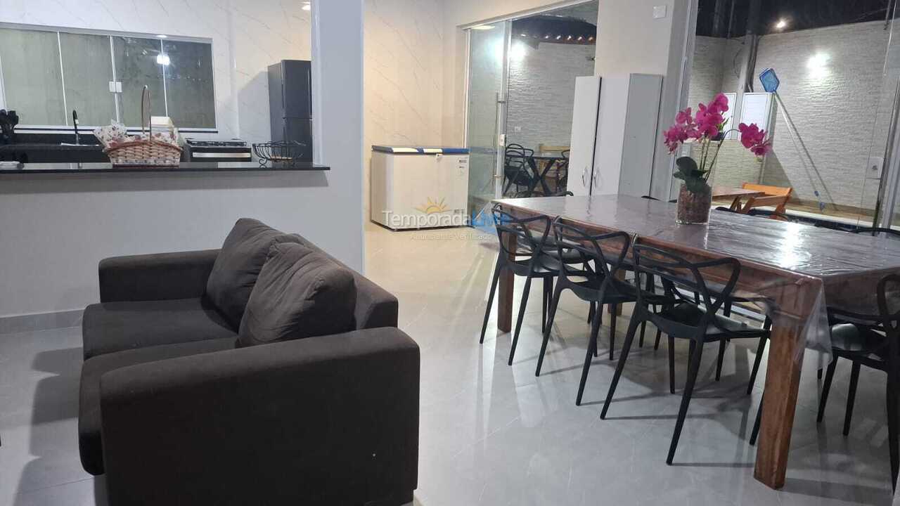 Casa para aluguel de temporada em Guarujá (Balneareo Guarujá)