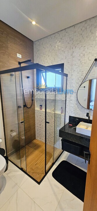 Casa para alquiler de vacaciones em Paranapanema (Riviera de Santa Cristina Xiii)