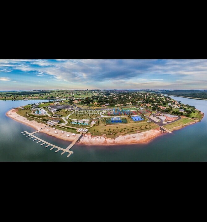 Casa para alquiler de vacaciones em Paranapanema (Riviera de Santa Cristina Xiii)