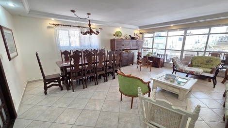 Pitangueiras 3 dormitorios, gran balcón, muy bonito, en la esquina de la playa