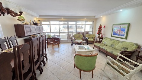 Pitangueiras 3 dormitorios, gran balcón, muy bonito, en la esquina de la playa