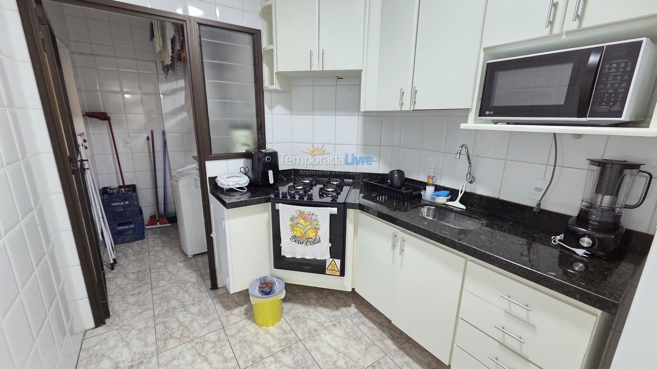 Apartment for vacation rental in Guarujá (Pitangueiras)