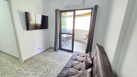 Pit 2 bedrooms, 50 m from the beach, 2 spaces for 8 people, top location, Wi-Fi, air conditioning.