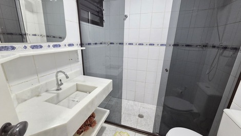 Pit 2 bedrooms, 50 m from the beach, 2 spaces for 8 people, top location, Wi-Fi, air conditioning.