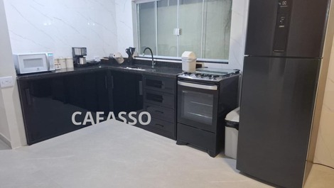 FOOT IN THE SAND HOUSE WITH SWIMMING POOL 10 m from GUARUJÁ COVE