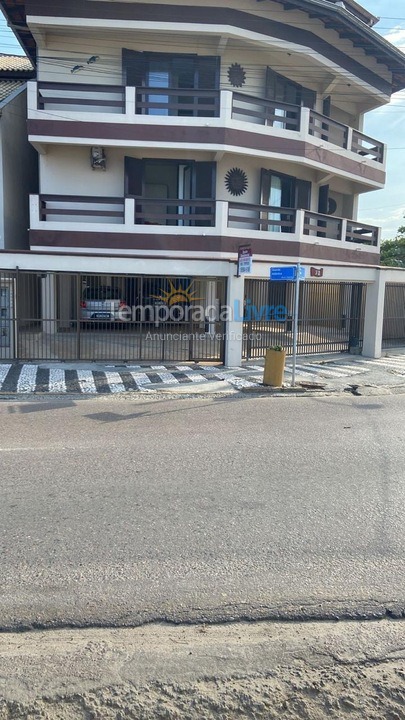 Apartamento para alquiler de vacaciones em São Francisco do Sul (Enseada)