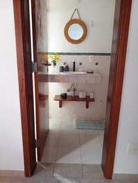 Hermosa casa adosada disponible para alquiler.