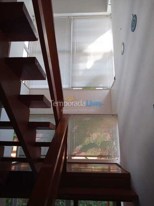 Casa para alquiler de vacaciones em São Sebastião (Camburi)