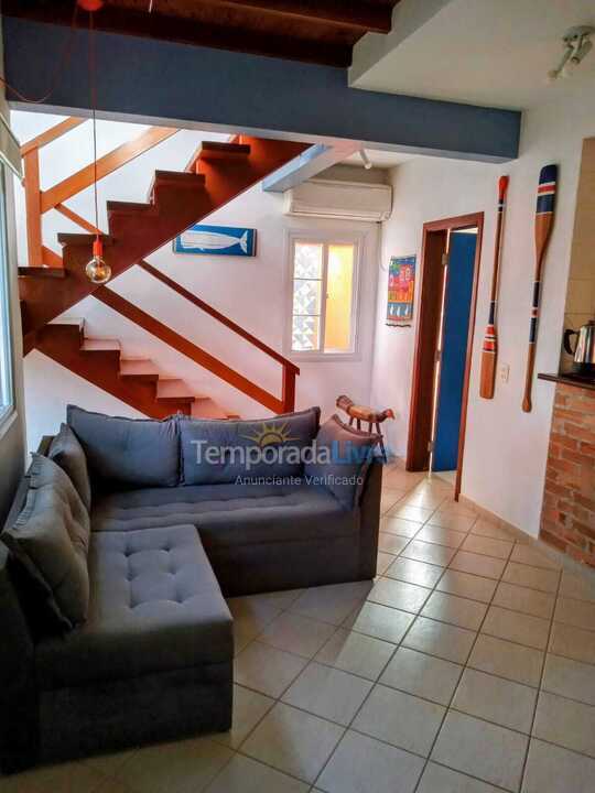 Casa para alquiler de vacaciones em São Sebastião (Camburi)