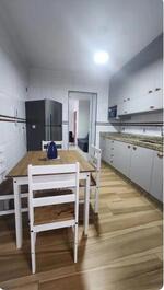 Spacious apartment in Canto do Forte, Praia Grande